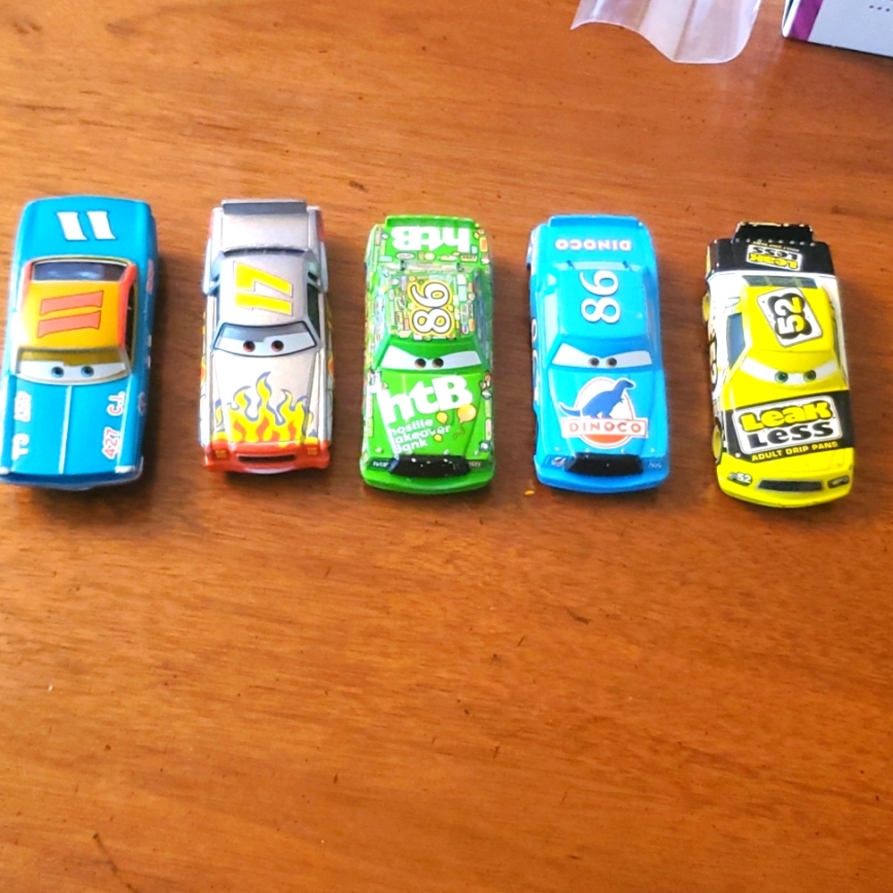 Set of 5 racecars from the movie Cars